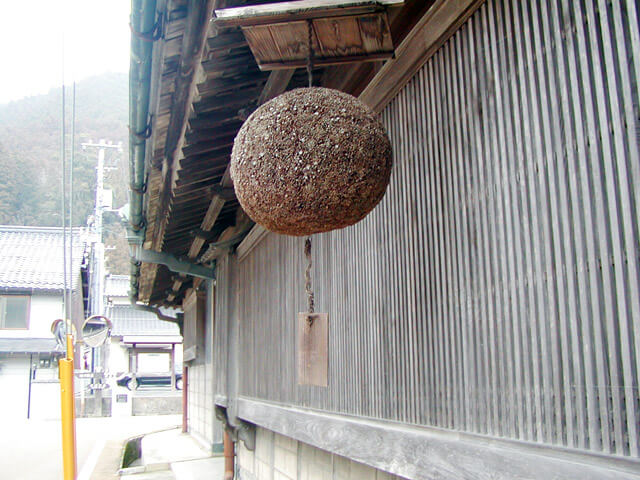 杉玉さがる智頭宿の町